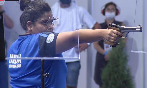 Rahi Sarnobat wins silver at Presidents Cup despite weapon malfunction