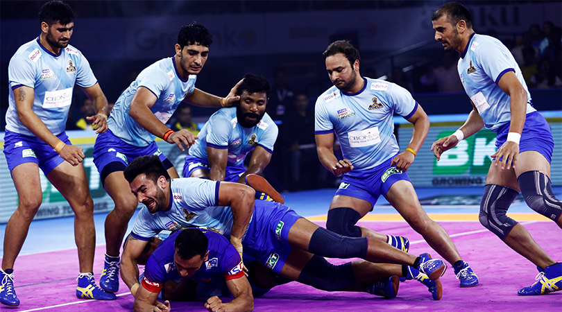 प्रो कबड्डी 2019: दबंग दिल्ली ने तमिल थलाइवस को 30-29 से हरा दीया प्रो कबड्डी 2019: दबंग दिल्ली ने तमिल थलाइवस को 30-29 से हरा दीया