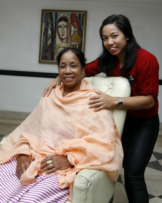 Mirabai Chanu with her mother