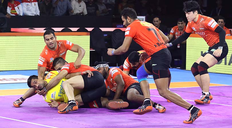 प्रो कबड्डी 2019 : यू मुम्बा ने गुजरात फ़ॉर्चून जाइयंट्स को 32-20 से हराया