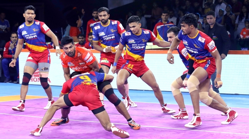 प्रो कबड्डी 2019 : यूपी योद्धा ने यू मुम्बा को हराकर अपनी पहली जीत दर्ज की