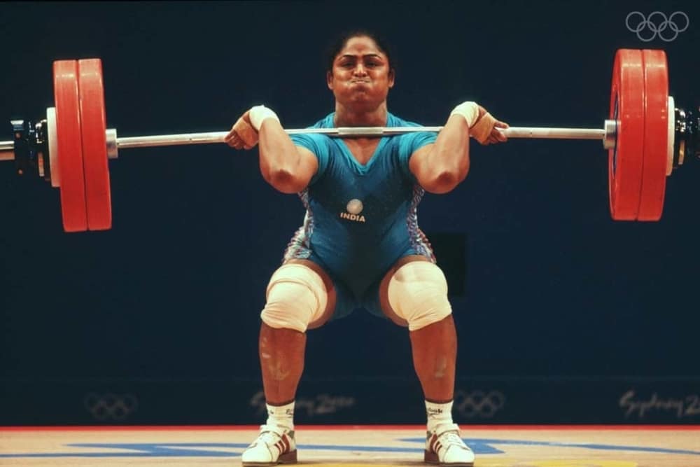 Karnam Malleswari lifting weight at the 2000 Olympics