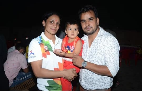 Poonam Khatri with her husband and daughter