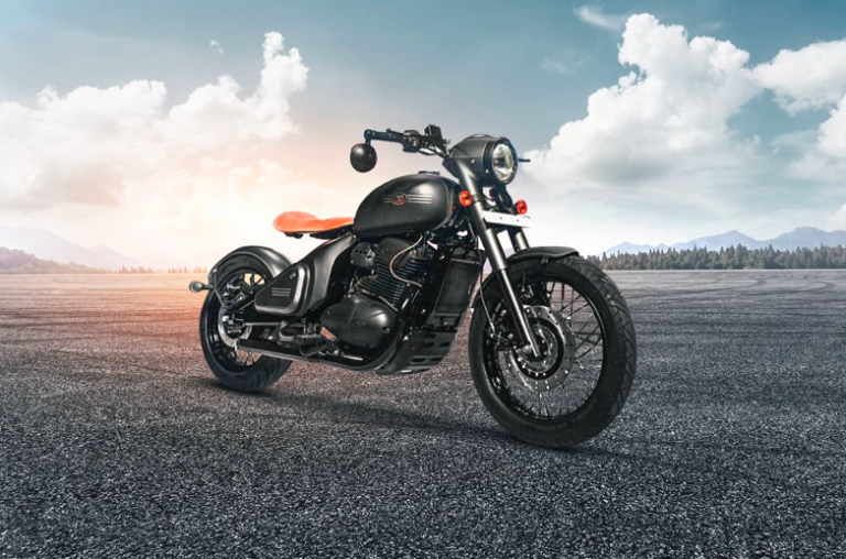 List of top 10 Popular Bikes for Long Bike Road Trips in India